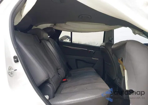 2011 Hyundai Santa Fe Se z USA, uszkodzony, nr VIN 5XYZHDAGXBG031658